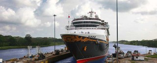 Disney Wonder - Panama Kanal / © Disney Cruise Line