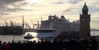 Video der Quantum of the Seas in Hamburg