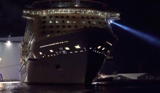 Anthem of the Seas ausdocken auf der Meyer Werft / © Inselvideo