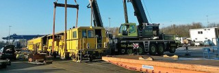 110 Tonnen Gleisbaumaschine / © Lübecker Hafengesellschaft
