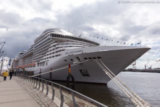 MSC Splendida im Hamburger Hafen
