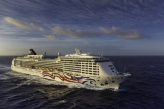 Pride of America wurde frisch renoviert in 2016 / © Norwegian Cruise Line