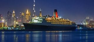 Die Queen Elizabeth 2 ist ab April 2018 ein Hotelschiff in Dubai im Port Rashid / © www.qe2.com